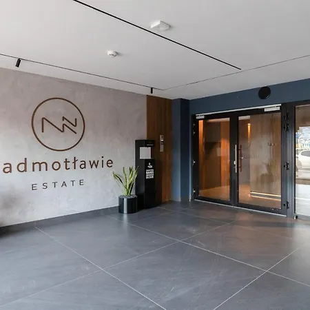 Nadmoltawie Estate By Renters *