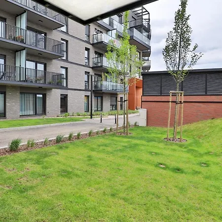 Nadmoltawie Estate By Renters Apartman Gdańsk